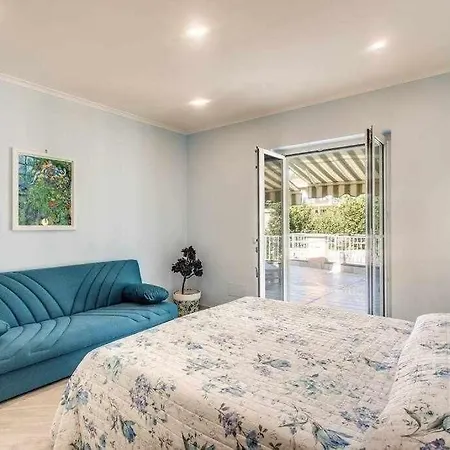 Casa de Férias Nest-the Place To Rediscover The Senses *